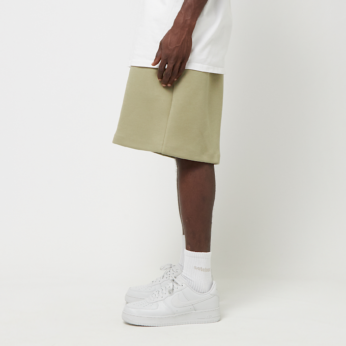 Nike Tech Fleece Shorts grün 90890 3