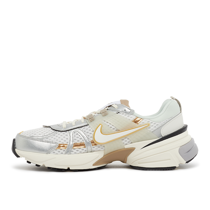 Nike V2K Run "Khaki Metallic Silver" zilver 86790 3