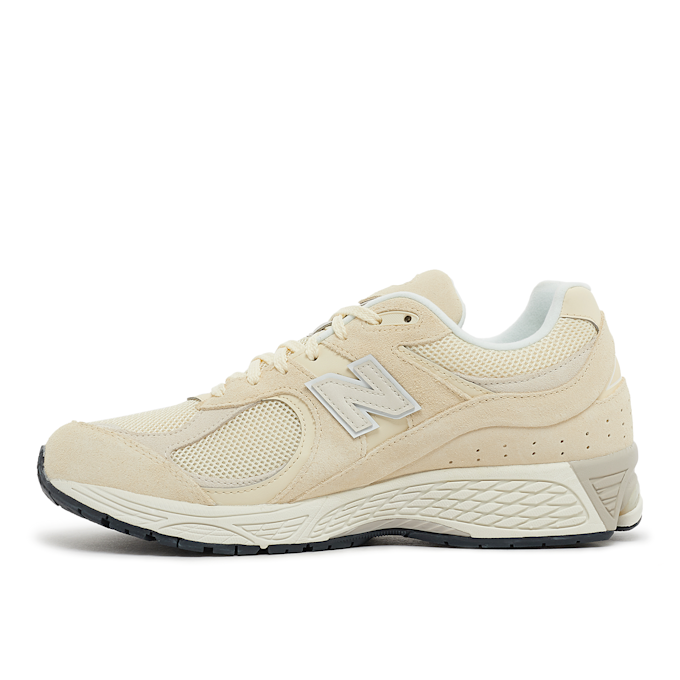 New Balance 2002 (M2002RFI) beige 86869 3