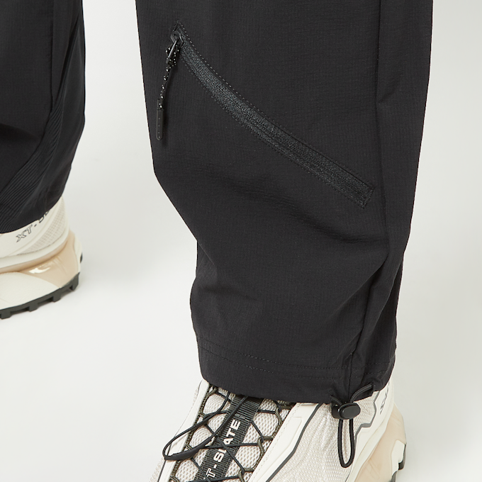 Oakley Latitude Arc Pant schwarz 88168 5