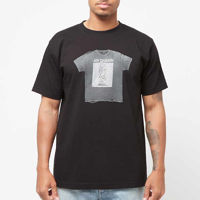 Pleasures Broken In T-Shirt black 90520 2