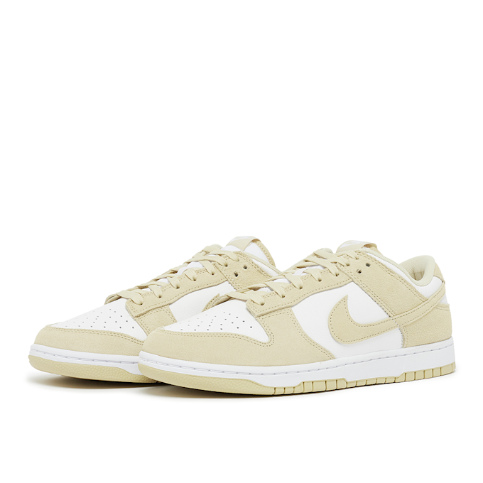 Nike Dunk Low Retro SE jaune 86541 1