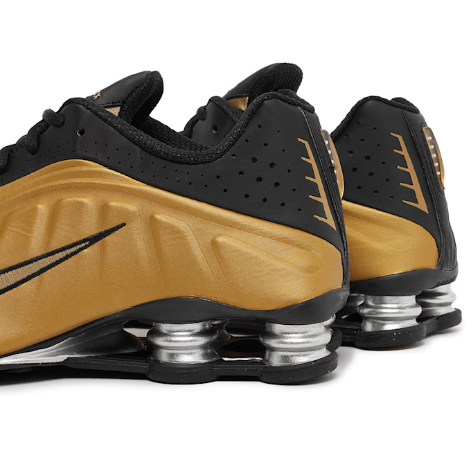 Nike Wmns Shox R4 "Metallic Gold" noir 86727 5