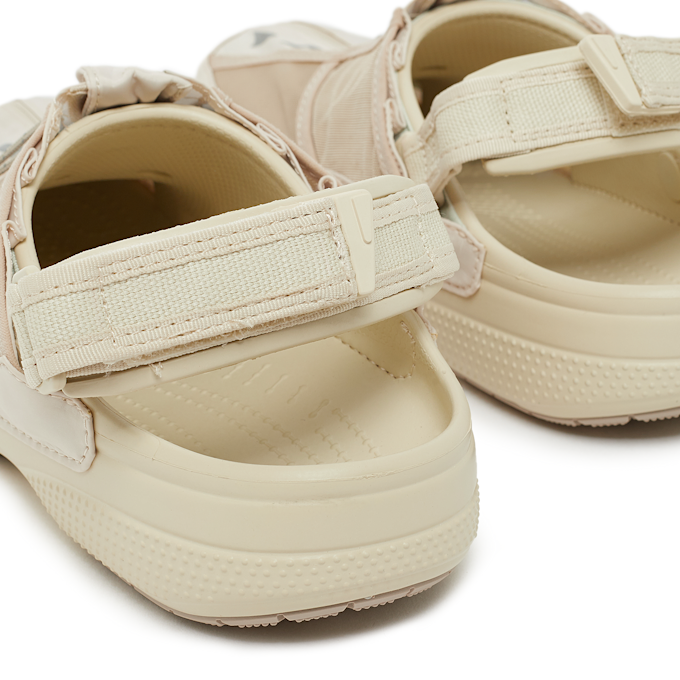 Crocs Classic Energy Running Vest beige 85219 6