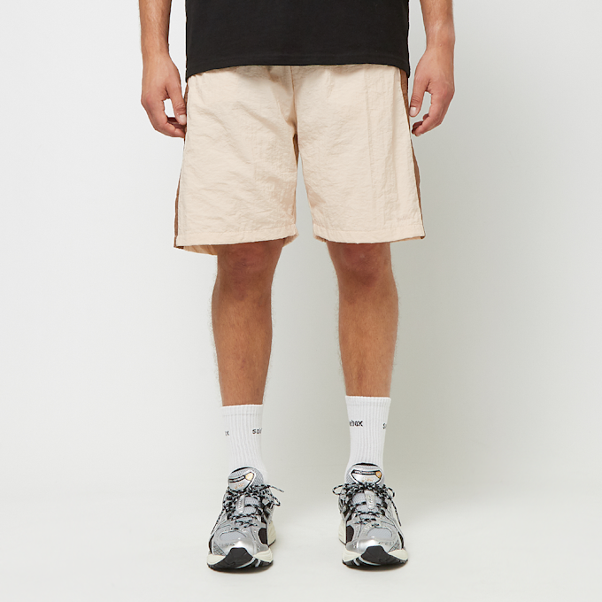 solebox Nylon Shorts beige 89085 2