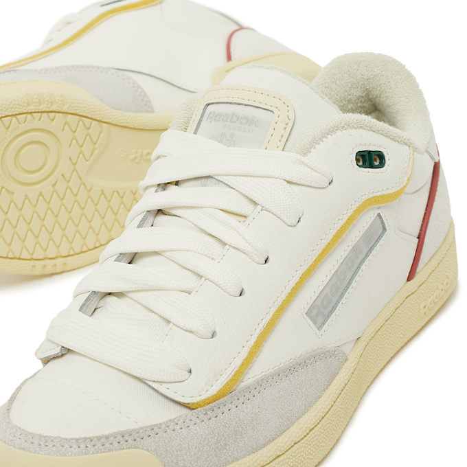 Reebok Wmns Club B Bulc yellow 85303 5