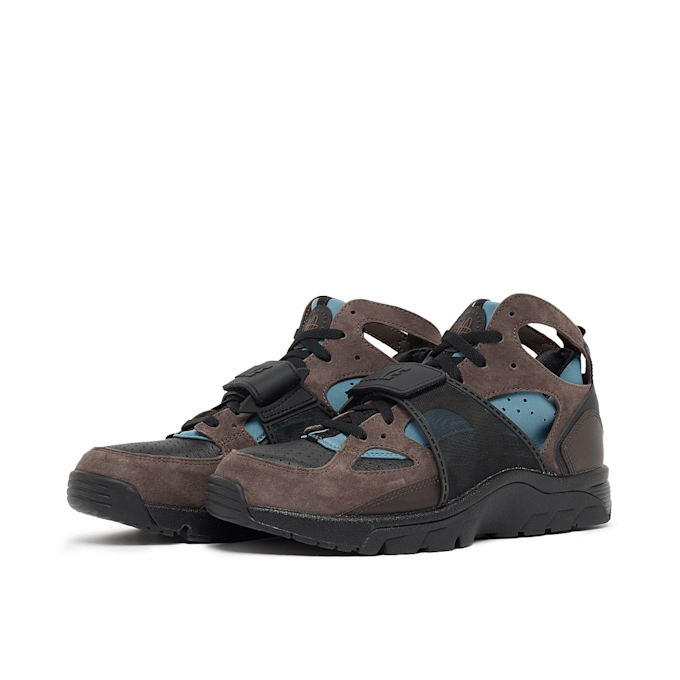 Nike Wmns Air Trainer Huarache brun 86171 1