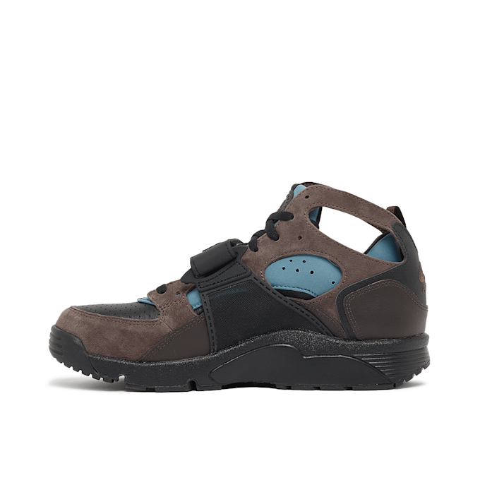 Nike   Wmns Air Trainer Huarache brown 86171 3