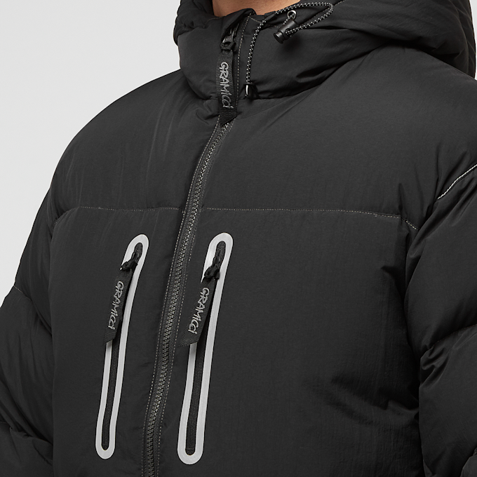 Gramicci x And Wander Down Jacket noir 88339 6