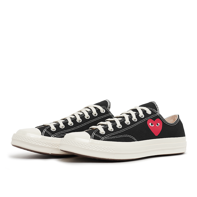 Comme des Garcons Play Small Red Heart Chuck Taylor All Star '70 Low noir 85445 1