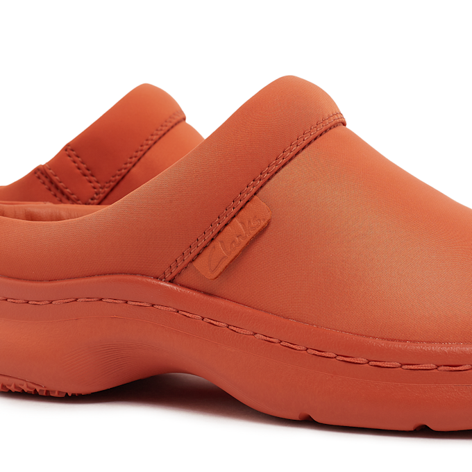 Clarks x Martine Rose Wmns Cur Clog 2 orange 88355 6