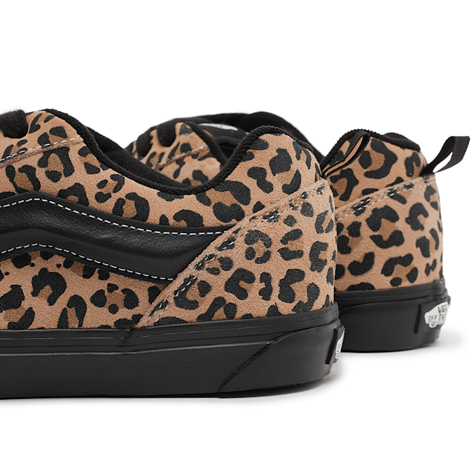 Vans Wmns Knu Skool noir 85465 5