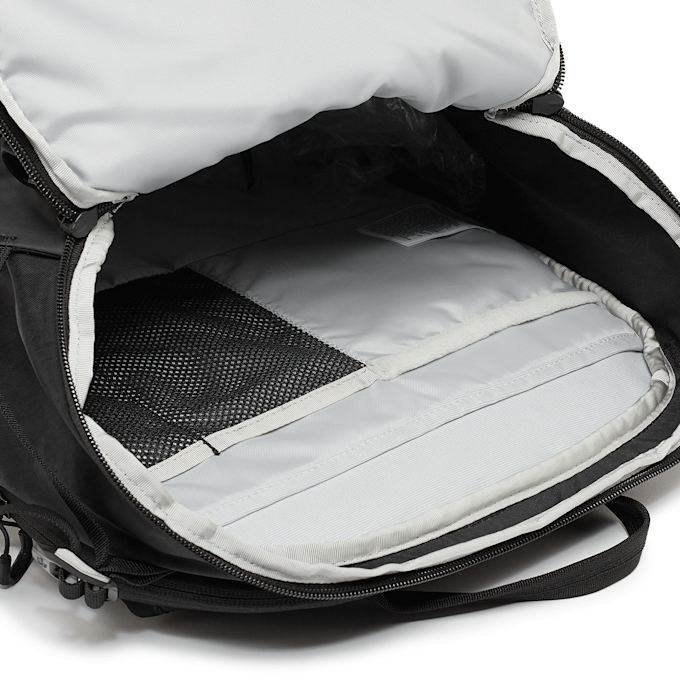 The North Face Kaban 27 L black 90751 7
