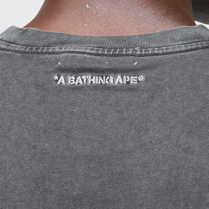 A Bathing Ape Garment Dye Spray Print College Relaxed Fit Tee gris 86323 6