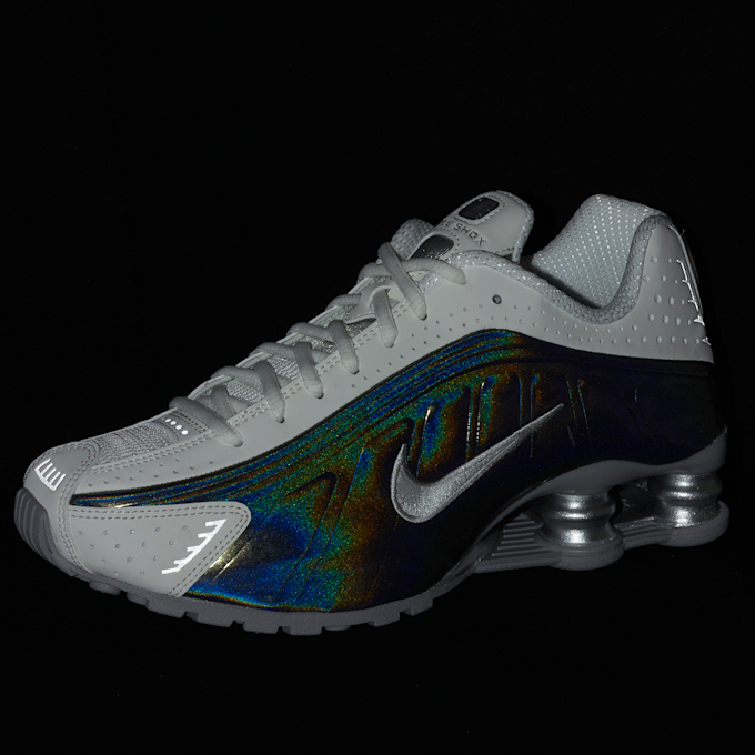 Nike Wmns Shox R4 blanc 86117 8