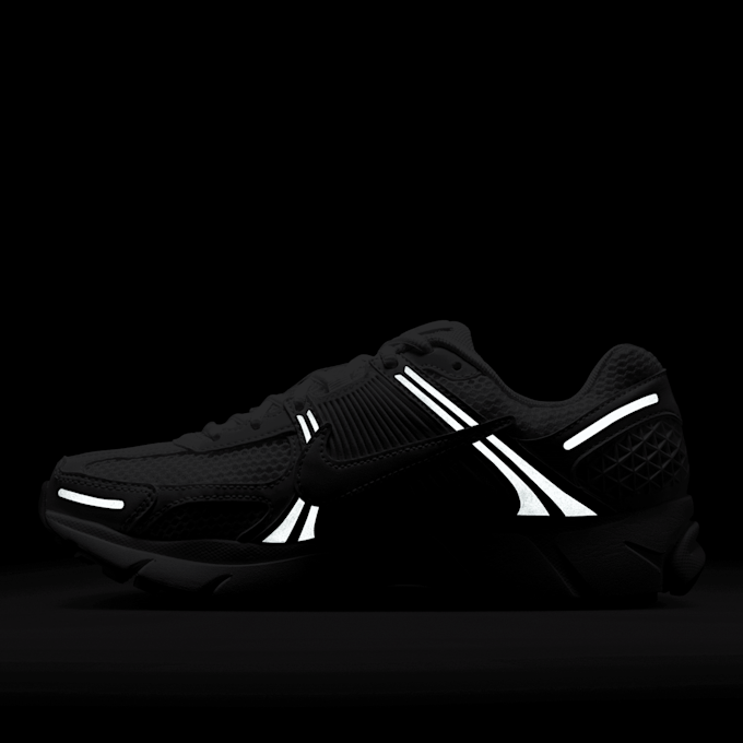 Nike Wmns Zoom Vomero 5 weiß 88667 8