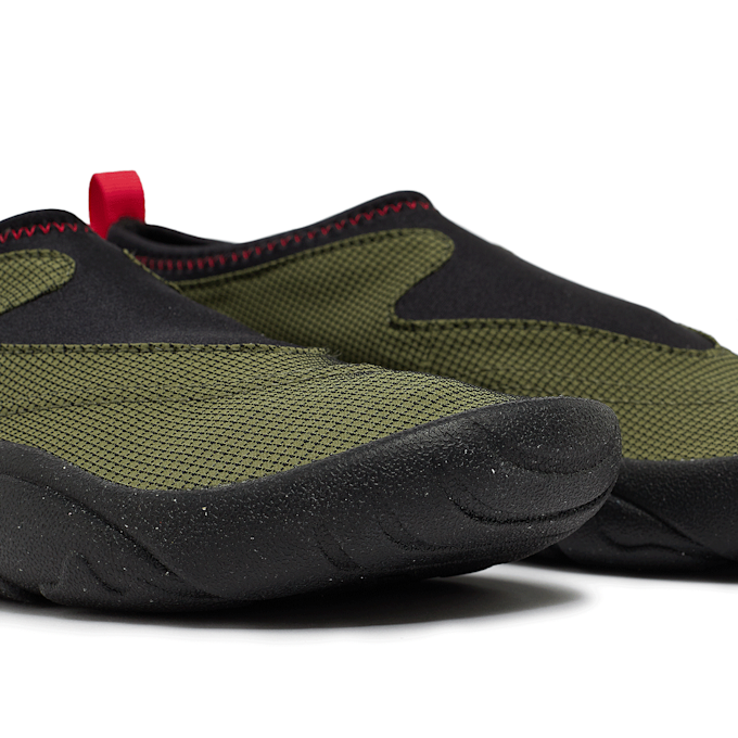 Nike   Aqua Turf "Medium Olive" grün 86448 6