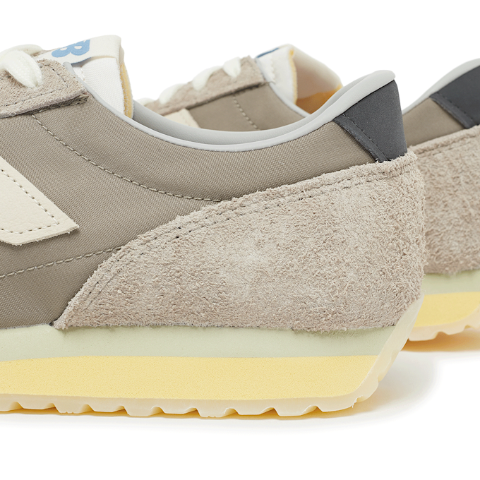 New Balance 471 (U471GR) brown 89239 5