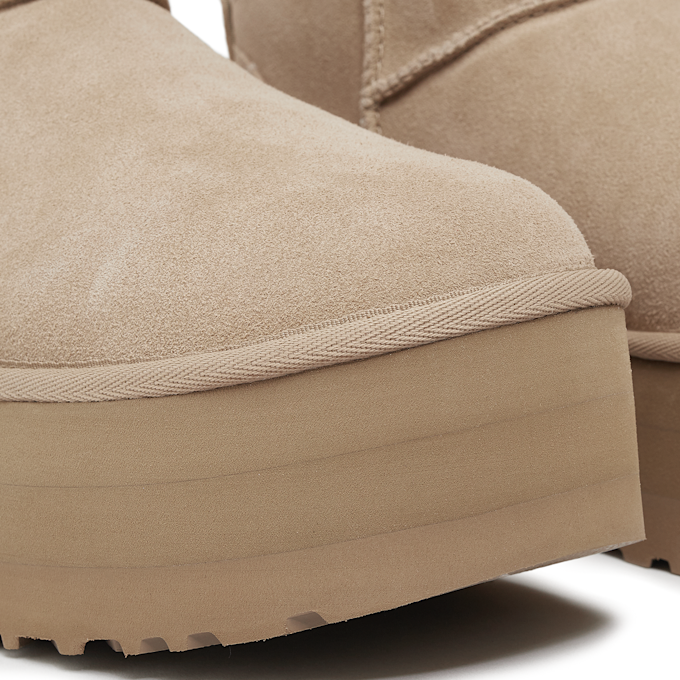 UGG Wmns Classic Ultra Mini Platform beige 87492 5