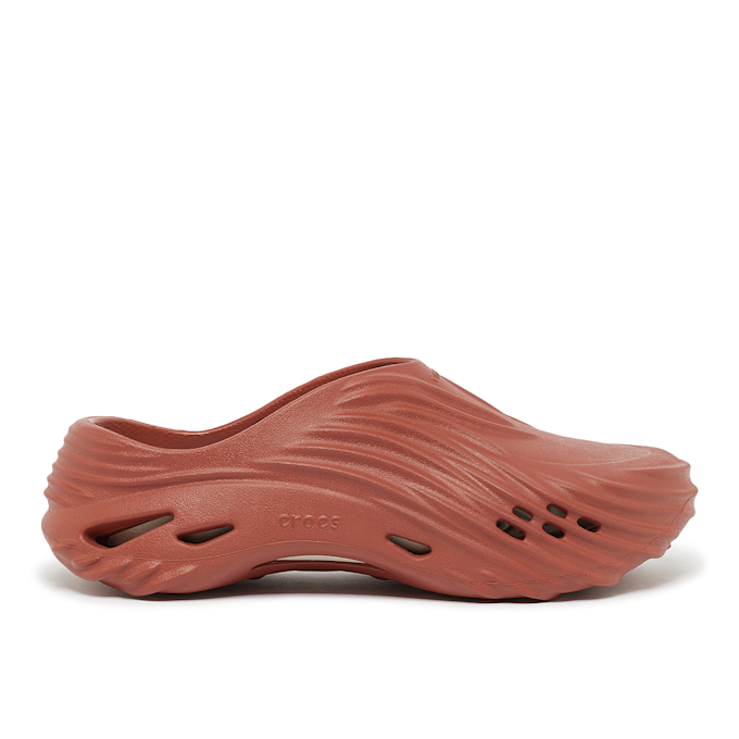 Crocs Echo Wave bruin 86566 2