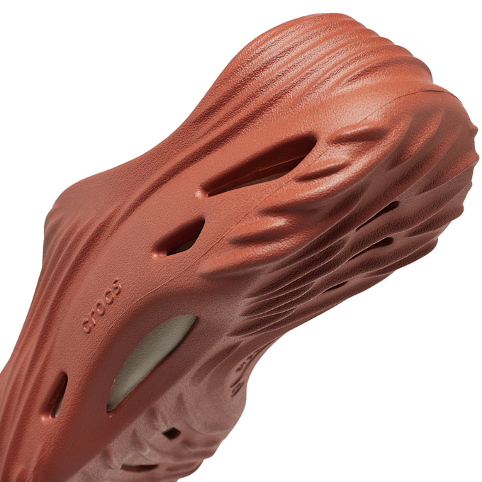 Crocs Echo Wave bruin 86566 7