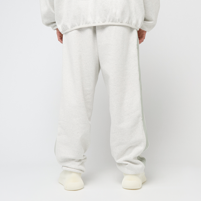 adidas Originals x Fear Of God Athletics Heather Stripe Sweatpant gris 86265 4