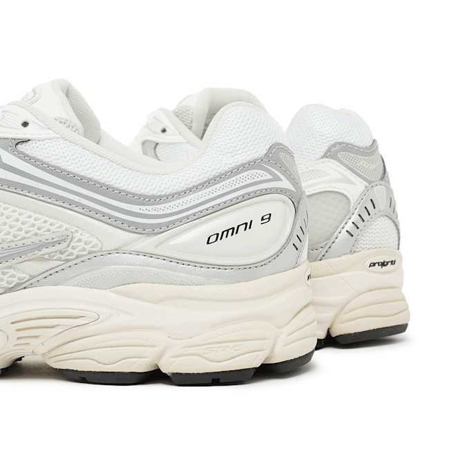 Saucony Progrid Omni 9 blanc 86494 5