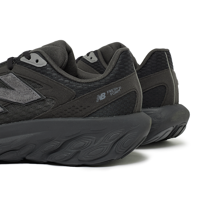 New Balance Fresh Foam Tariner (UTRNAB) noir 85775 7