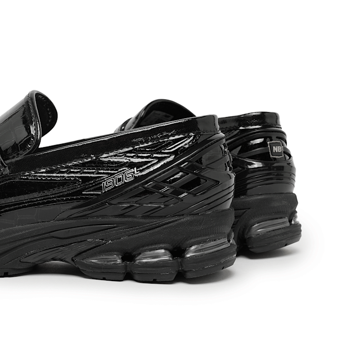 New Balance 1906 Loafer (U1906LCR) noir 87429 5