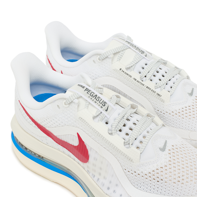 Nike   Wmns Pegasus Premium „Forrest Gump“ white 87643 6