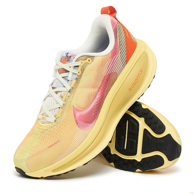 Nike Vomero 18 SE jaune 88543 7