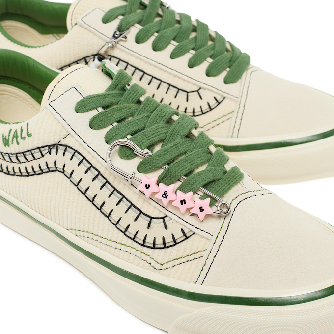 Vans Wmns Old Skool Charms beige 85864 6