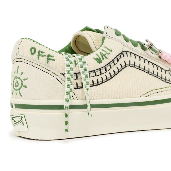 Vans Wmns Old Skool Charms beige 85864 8