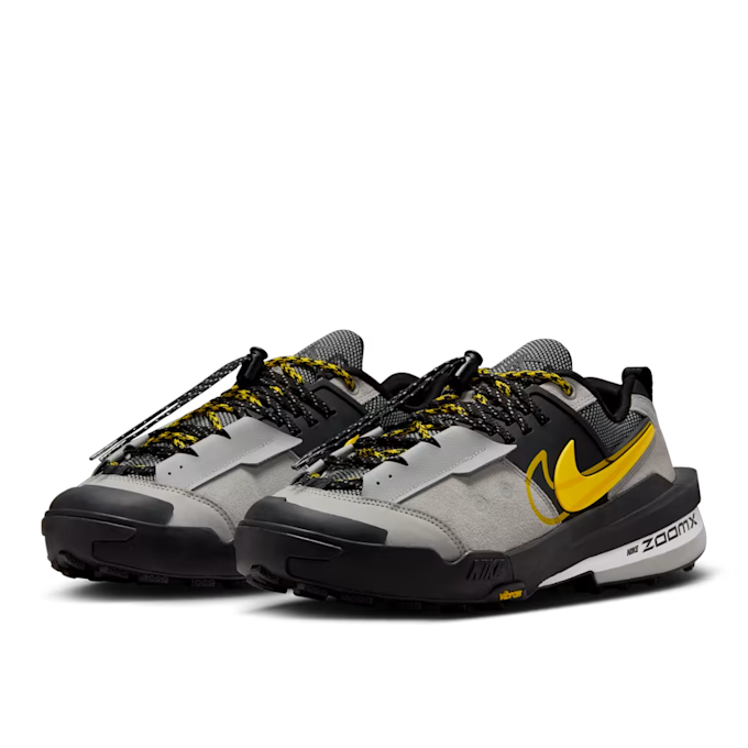 Nike Zegamadome SP x Sacai gris 85869 1