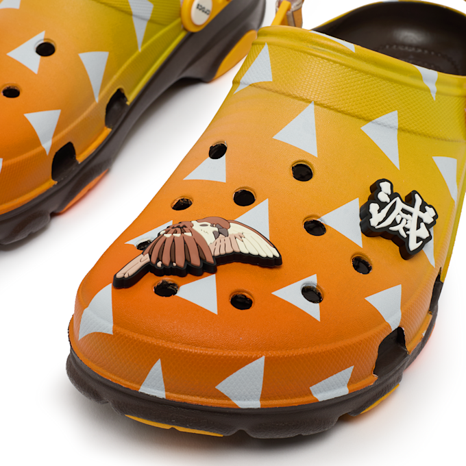 Crocs x Demon Slayer All Terrain Clog "Zenitsu" gelb 86527 5