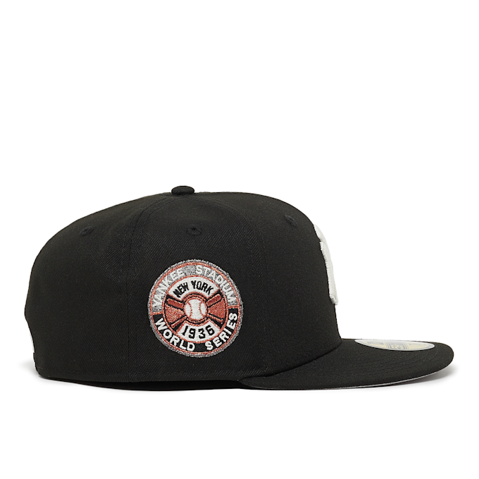 New Era 59Fifty New York Yankees black 86630 3