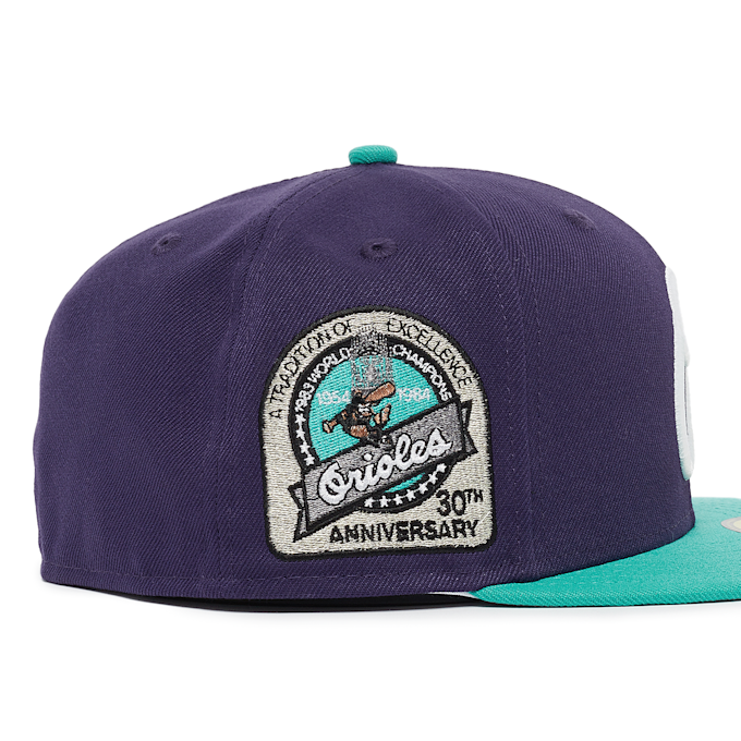 New Era 59Fifty Sneaker Launch Pack Baltimore Orioles AJ5 rosa 88877 4