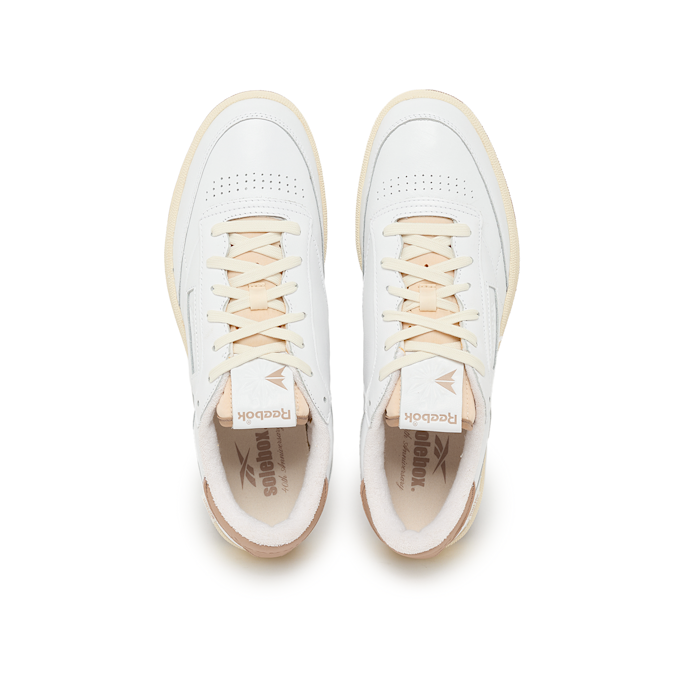 Reebok x solebox Wmns Club C 85 Vintage blanc 86676 4