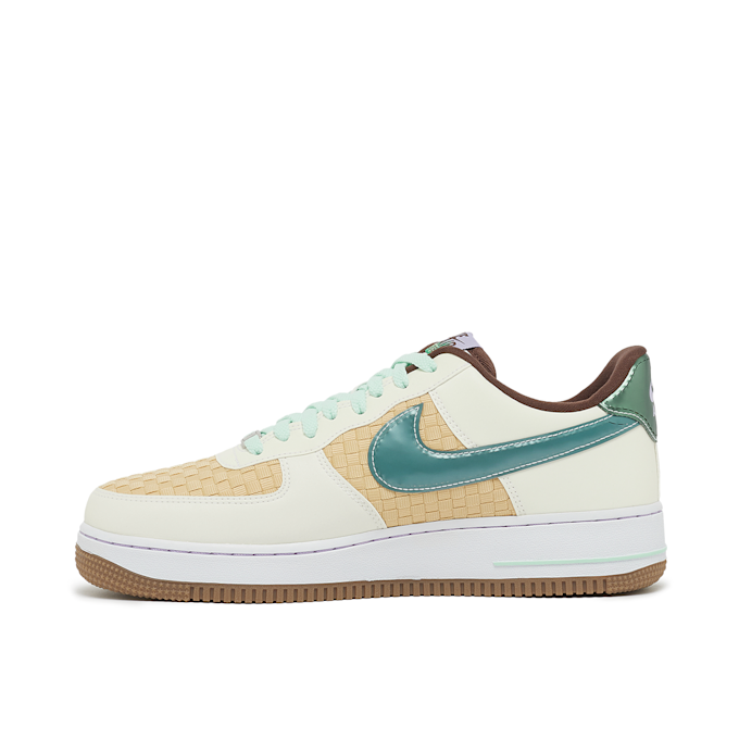 Nike   Wmns Air Force 1 Retro Low "Easter Basket" beige 88033 3