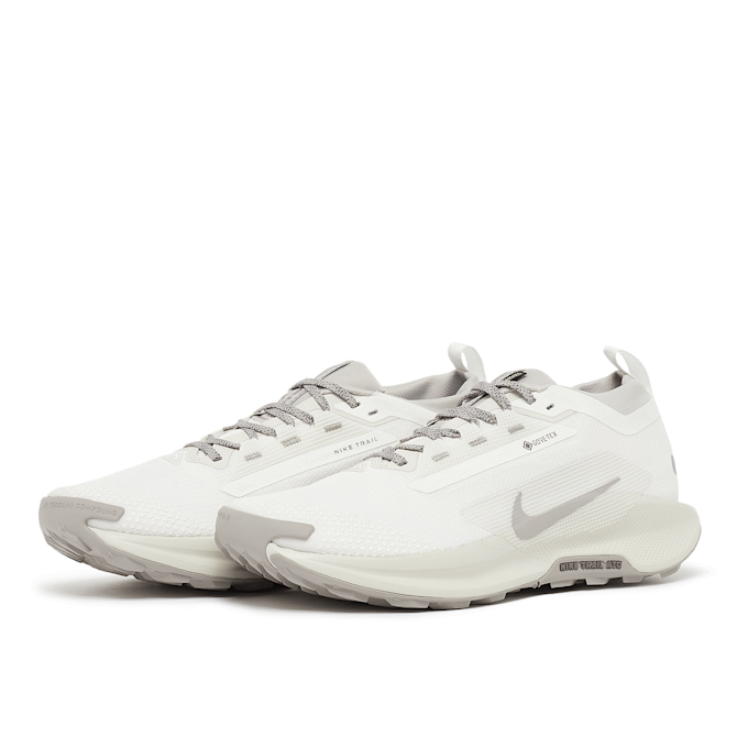 Nike Reactx Pegasus Trail 5 GTX SP blanc 86717 1