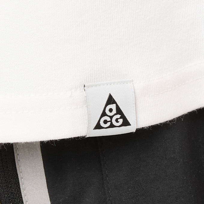 Nike ACG Mystery Lights T-Shirts blanc 91983 7