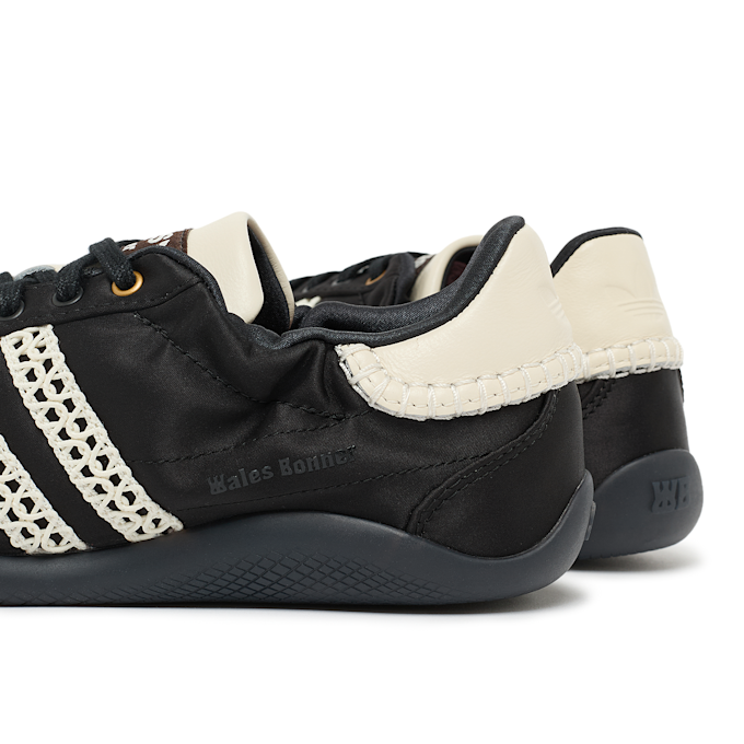 adidas Originals x Wales Bonner Wmns Karintha Low Satin schwarz 92339 5