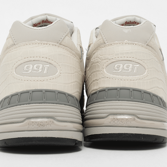 New Balance 991v1 (M991CR1) beige 92640 5