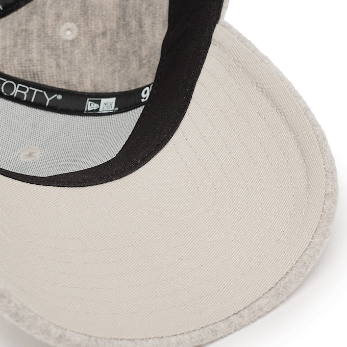 New Era Melton Wool 9Forty® New York Yankees Cap beige 92935 3