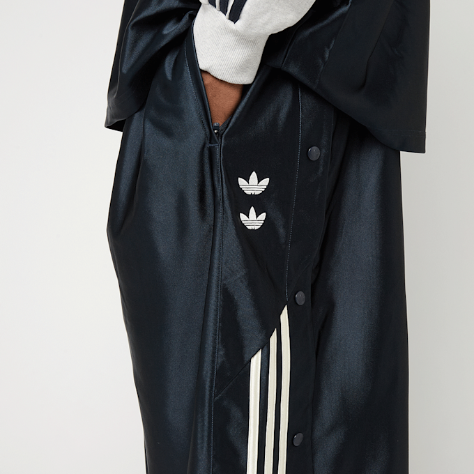 adidas Originals x Willy Chavarria Dazzle Short bleu 93154 5