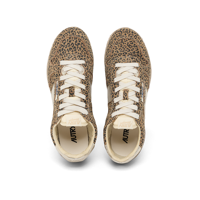 Autry&nbsp; Wmns Windspin Low SJ01 beige 93705 4
