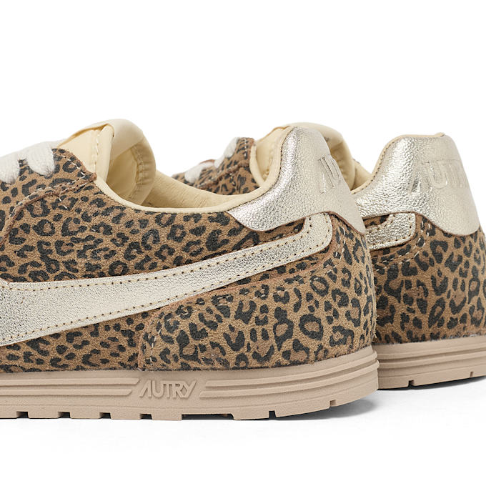 Autry&nbsp; Wmns Windspin Low SJ01 beige 93705 5