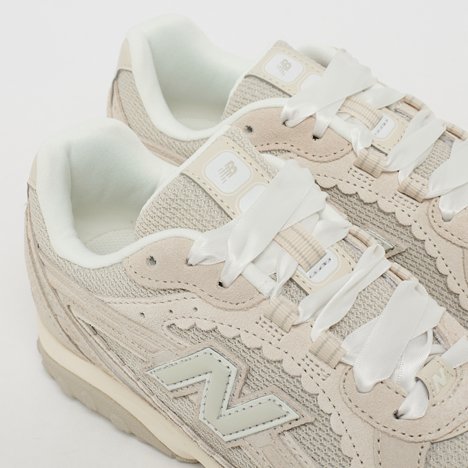 New Balance Wmns 204L (U204L2SZ) beige 93806 5