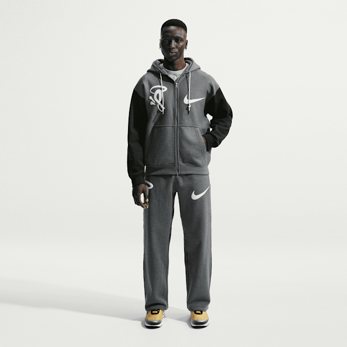 Nike   x Central Cee Solo Swoosh Fleece Hoodie "Syna World" grau 94091 2