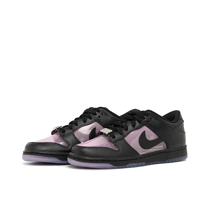 Nike Wmns Dunk Low Retro Premium "Pink Rise" noir 94147 1